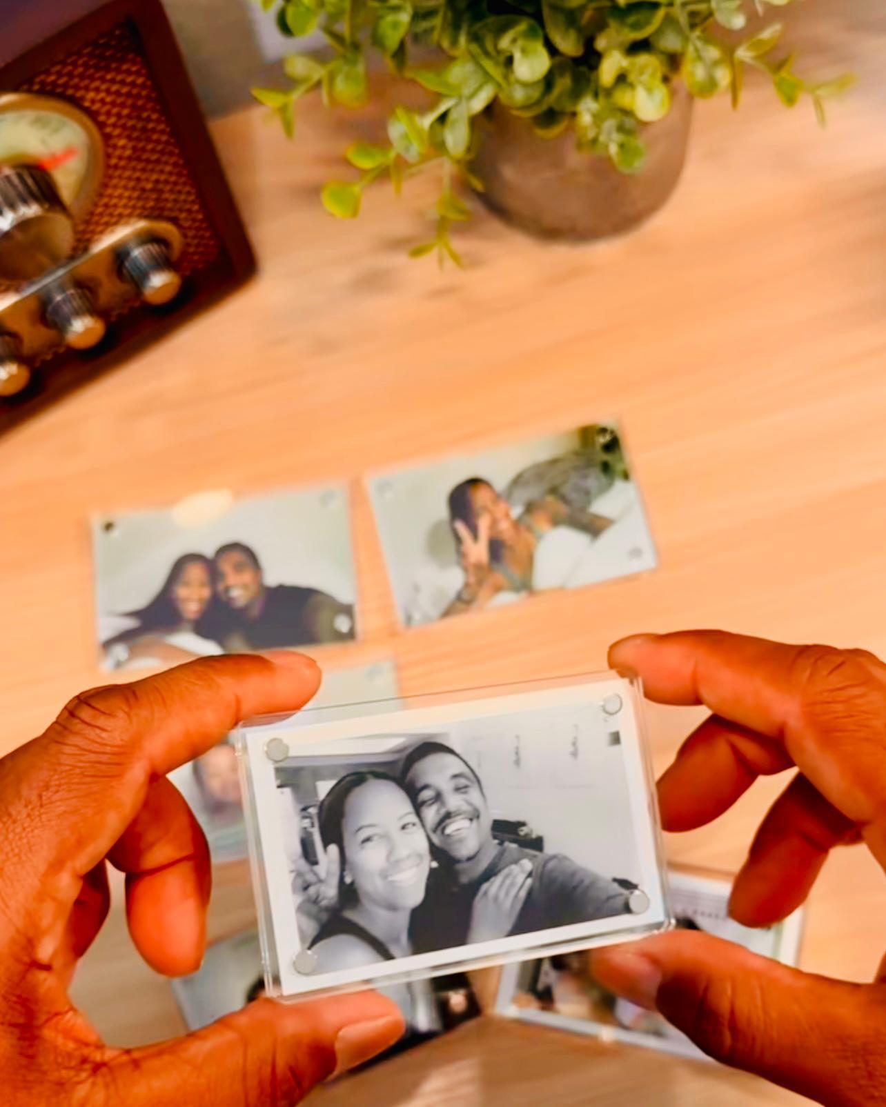 4 Polaroids Photo Magnetic Frames By MyPhotoPrint - Pack of 4 - With 4 Free Photos
