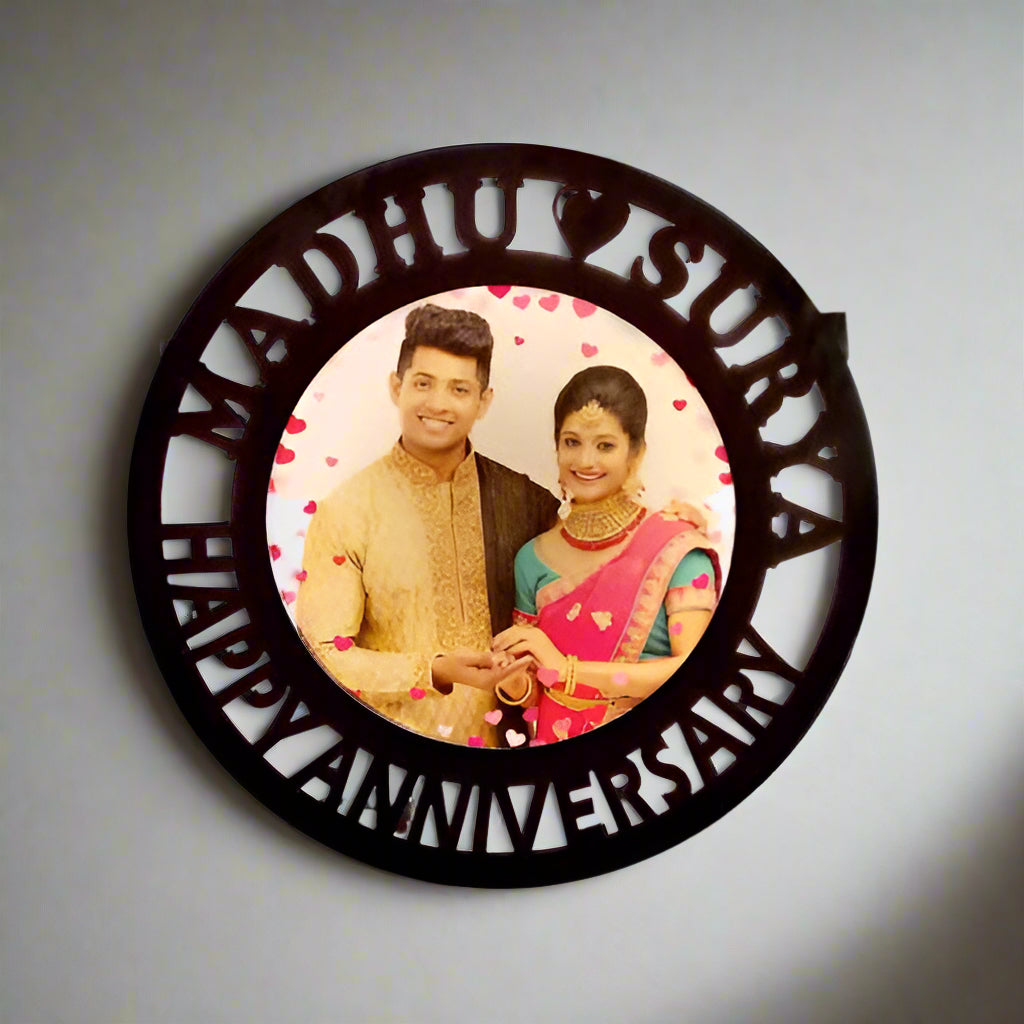 Customized Round Couple Photo Name Board 0003